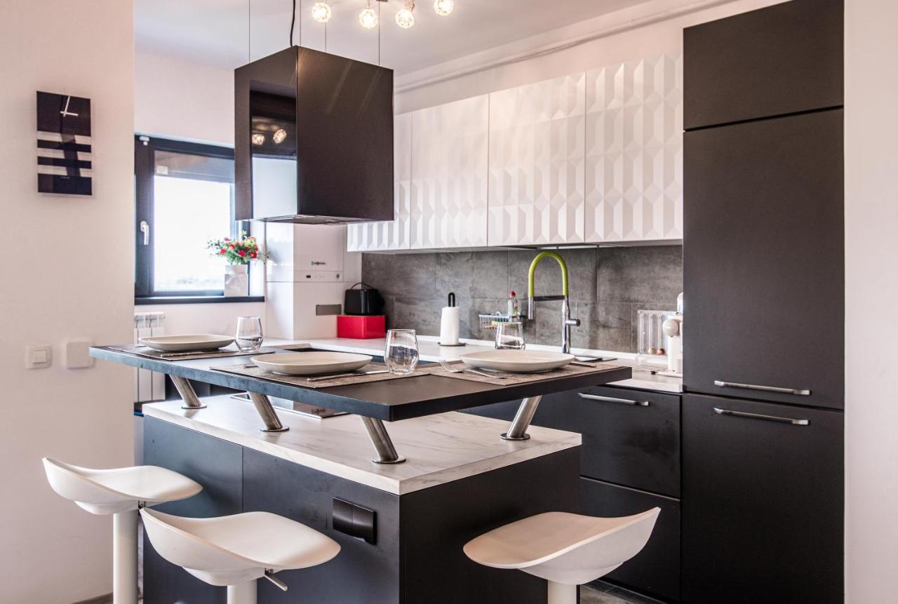 2-Room Penthouse Plaza Residence P1 Bucharest Luaran gambar