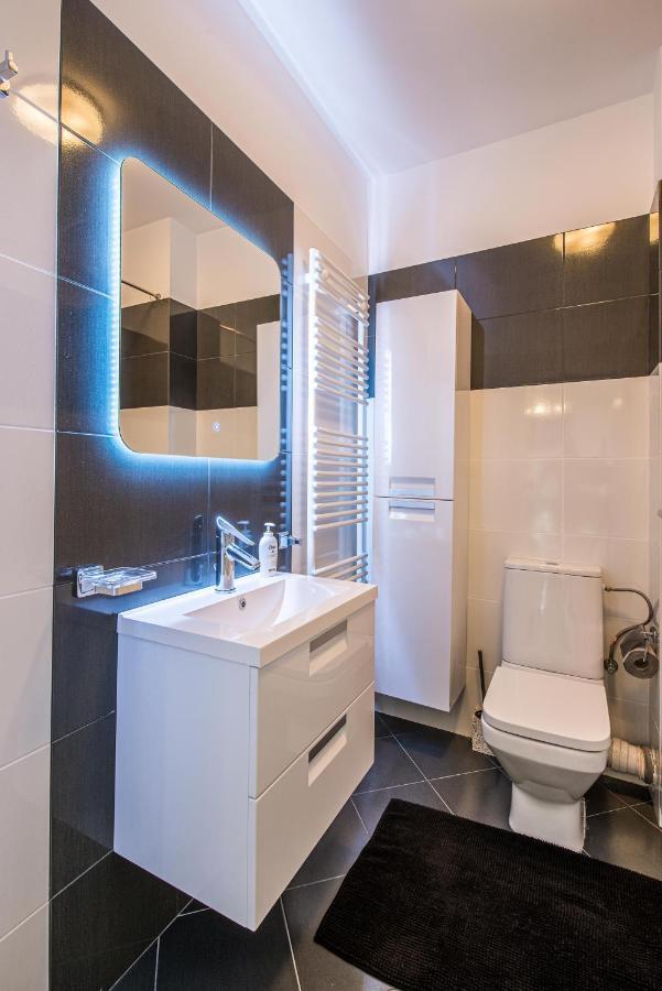 2-Room Penthouse Plaza Residence P1 Bucharest Luaran gambar